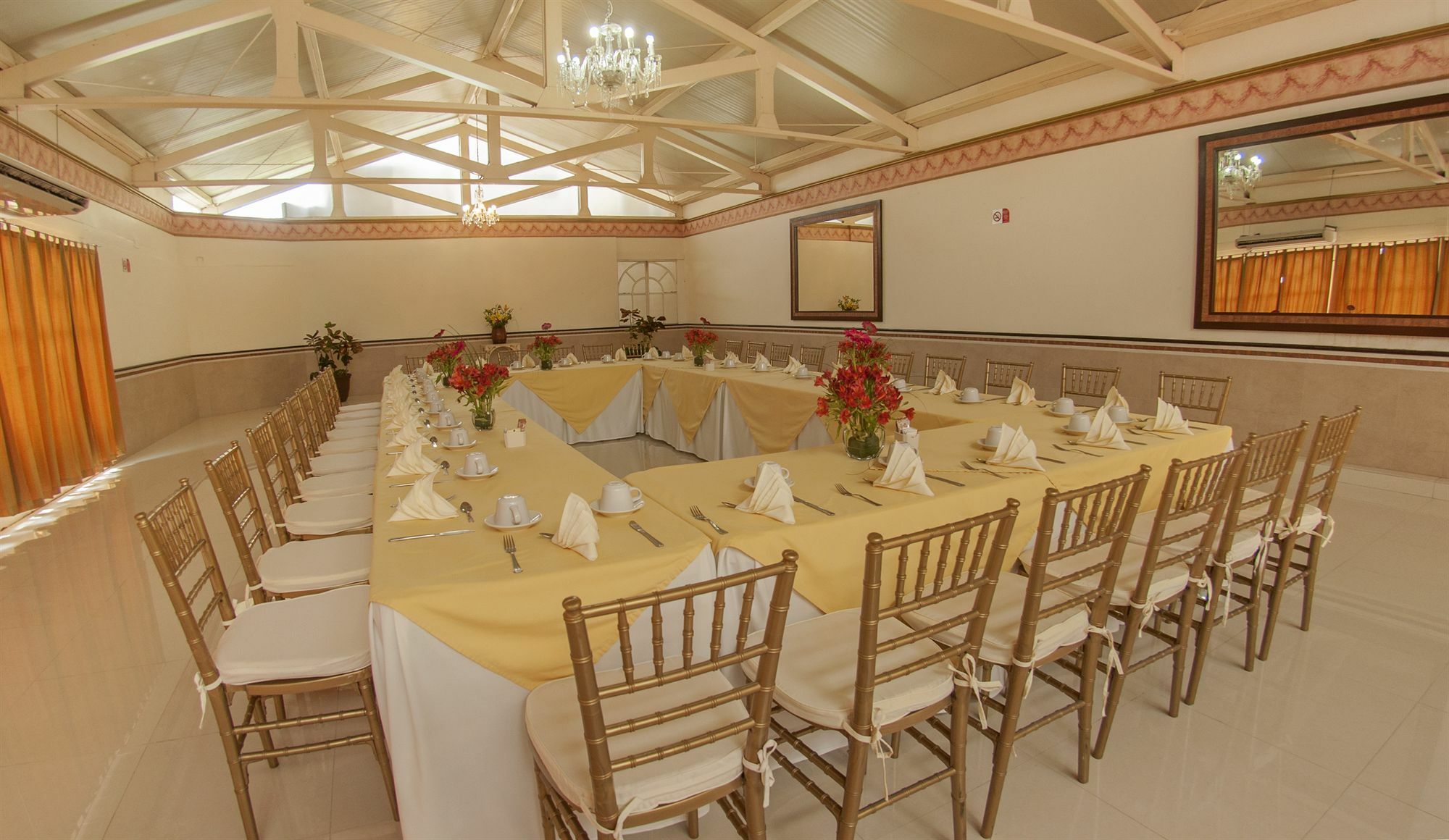 Centro Hotel Villa Las Margaritas ハラパ エクステリア 写真